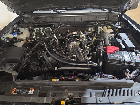 Used 2023 Ford Bronco Wildtrak AWD/4WD image 17