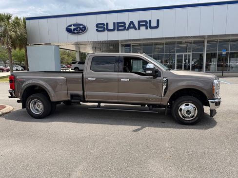Used 2023 Ford F350 King Ranch w/ Chrome Package AWD/4WD image 2