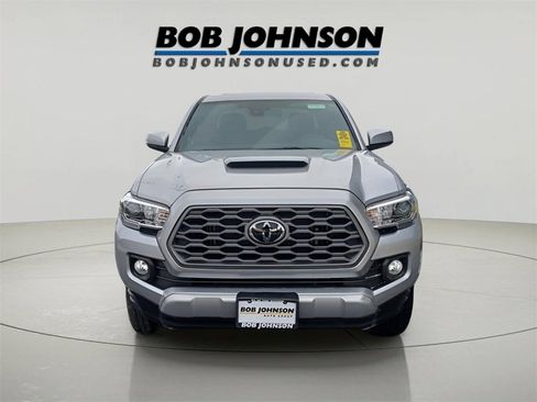 Used 2023 Toyota Tacoma TRD Sport image 2