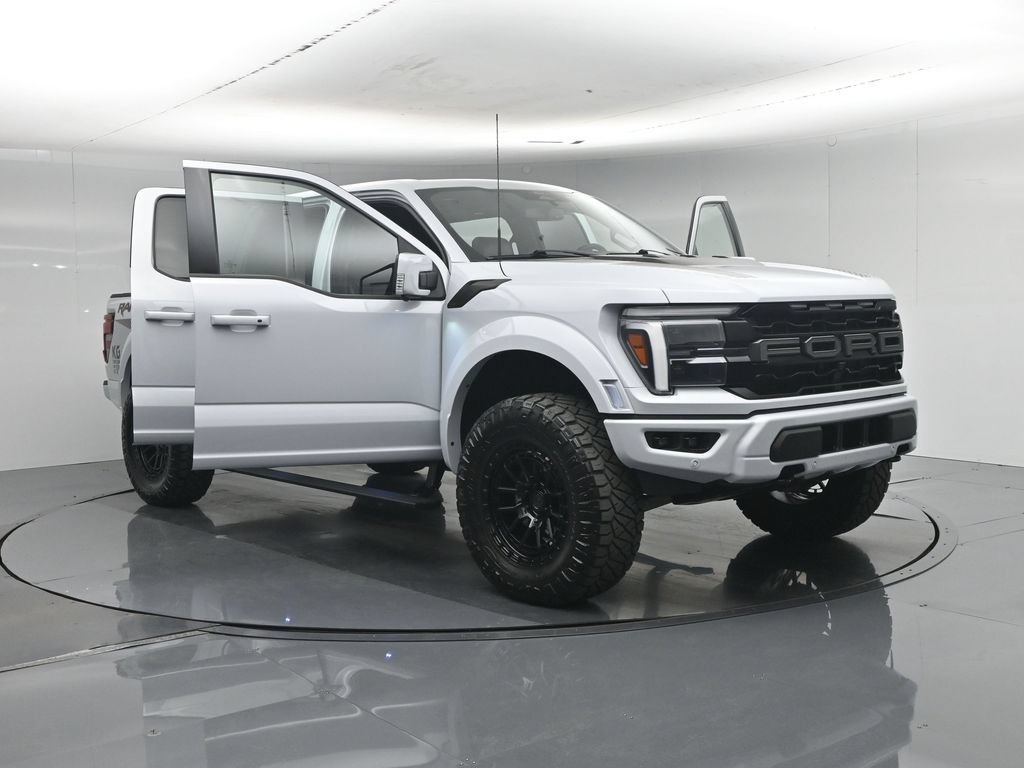 Used 2025 Ford F150 Raptor AWD/4WD image 32