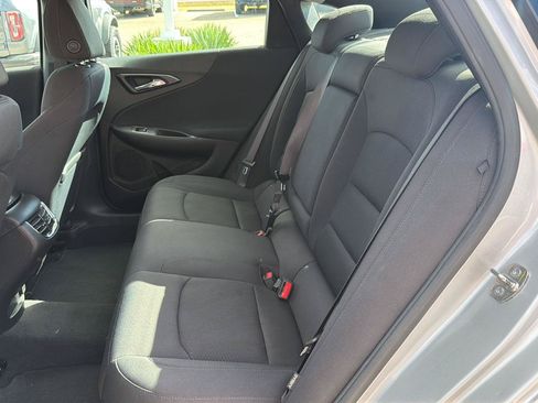 Used 2022 Chevrolet Malibu LT FWD image 14