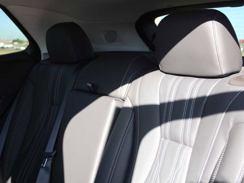 New 2026 Buick Envision Avenir AWD/4WD image 23