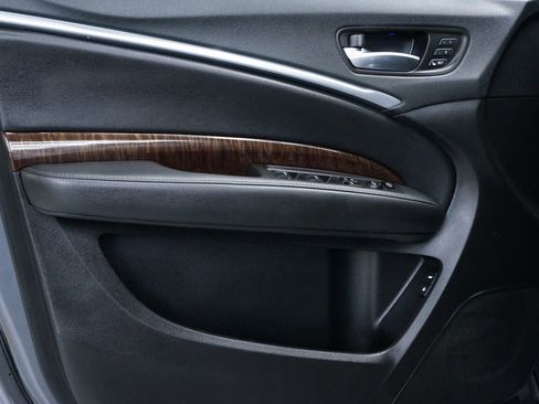 Used 2018 Acura MDX FWD image 23