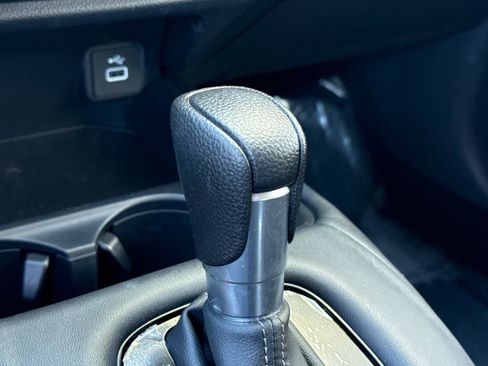 Certified 2023 Honda HR-V LX image 16