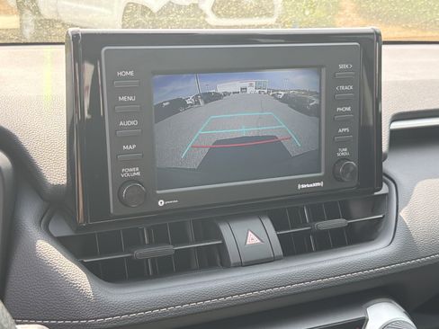Certified 2021 Toyota RAV4 XLE image 7
