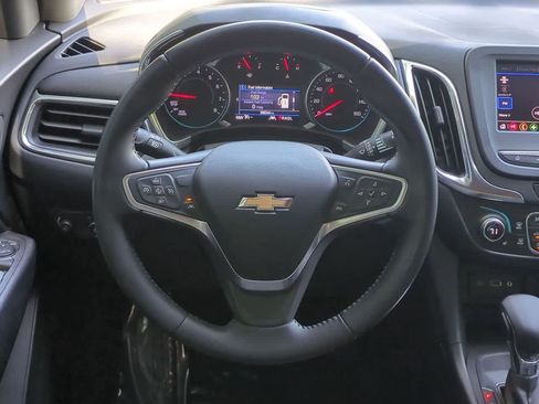 Used 2022 Chevrolet Equinox LT FWD image 23