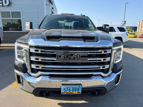 Used 2022 GMC Sierra 2500 SLE w/ SLE Value Package; AWD/4WD image 15