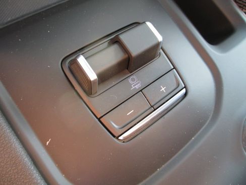 New 2026 GMC Sierra 2500 AT4 w/ AT4 Premium Plus Package image 21