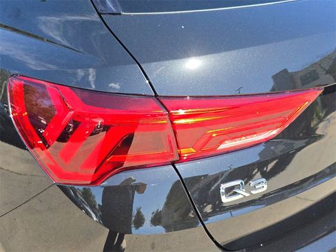Certified 2021 Audi Q3 2.0T Premium Plus w/ Premium Plus Package image 34