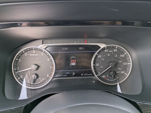 Used 2022 Nissan Pathfinder SL image 27