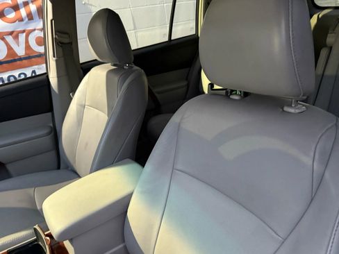 Used 2012 Toyota Highlander Limited image 11