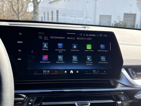 Certified 2025 BMW X2 xDrive28i image 25