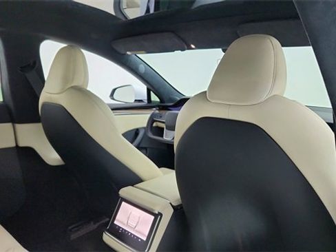 Used 2021 Tesla Model S Plaid image 26
