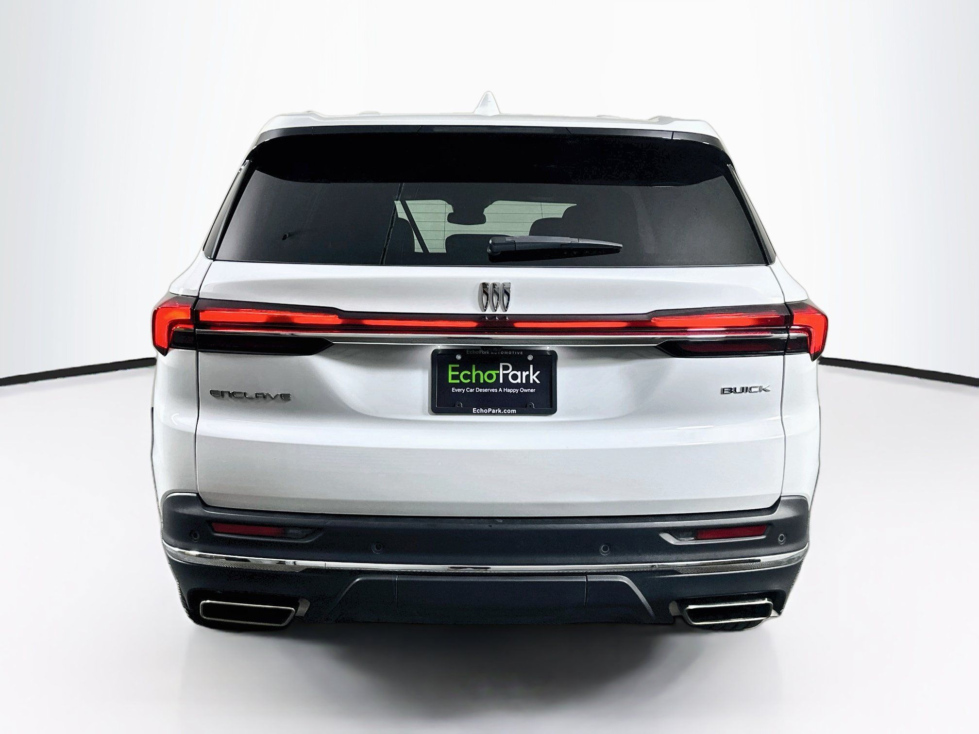 Used 2025 Buick Enclave Preferred FWD image 7