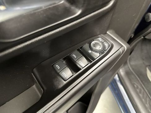 Used 2020 Chevrolet Silverado 1500 Custom w/ Custom Value Package image 16