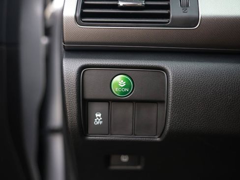 Used 2015 Honda Accord LX image 40