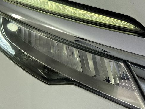 Used 2020 Honda Pilot Touring image 44