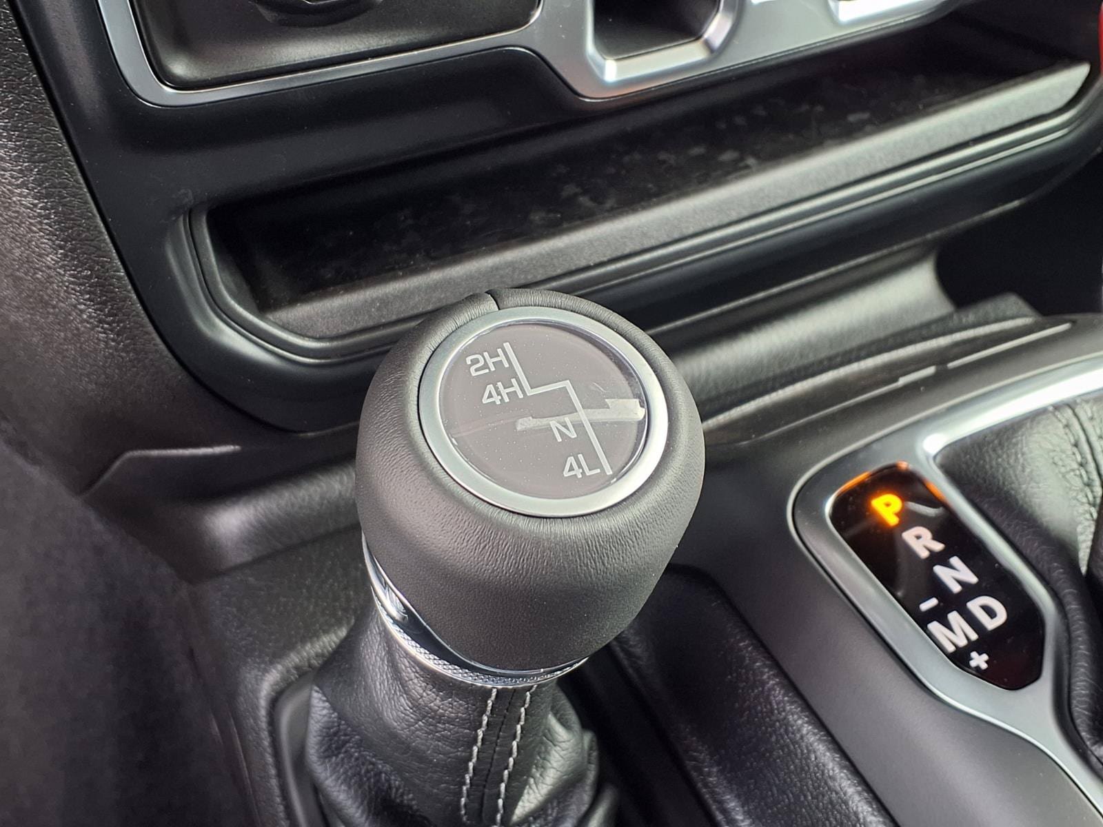 New 2026 Jeep Wrangler Unlimited Sahara AWD/4WD image 13