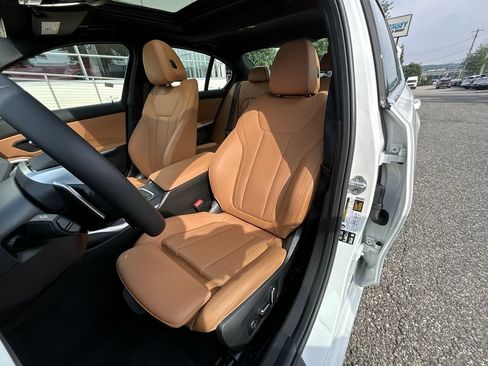 Used 2025 BMW 330i xDrive Sedan w/ M Sport Package AWD/4WD image 15