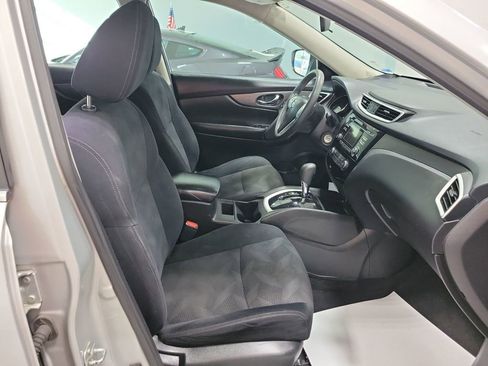 Used 2015 Nissan Rogue S image 17