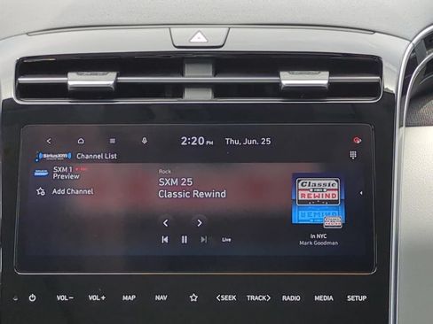 Used 2024 Hyundai Tucson Limited AWD/4WD image 17