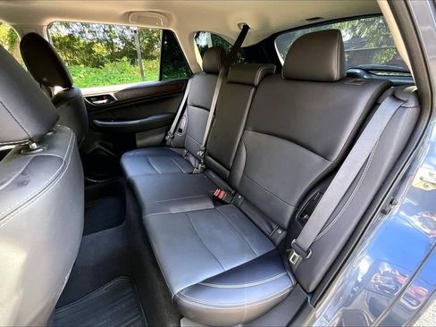 Used 2018 Subaru Outback 2.5i Limited AWD/4WD image 19