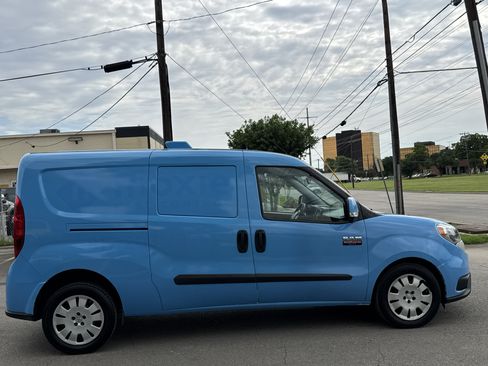 Used 2018 RAM ProMaster City Tradesman SLT FWD image 6