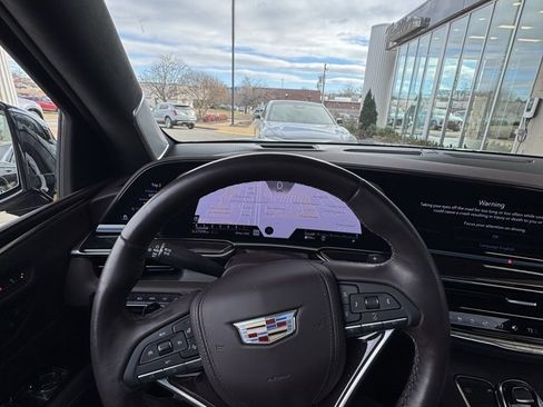 Certified 2022 Cadillac Escalade Premium Luxury Platinum w/ LPO, Radiant Package image 14