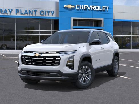 New 2026 Chevrolet Equinox LT FWD image 6