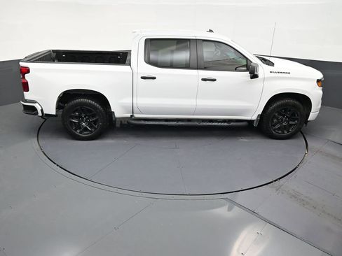 Used 2024 Chevrolet Silverado 1500 Custom w/ Turbomax Blackout Package RWD image 17