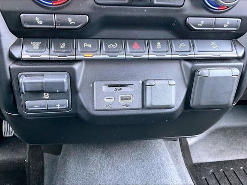 Used 2021 Chevrolet Silverado 3500 LTZ w/ Safety Package AWD/4WD image 32