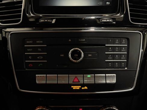 Used 2018 Mercedes-Benz GLS 450 4MATIC image 36