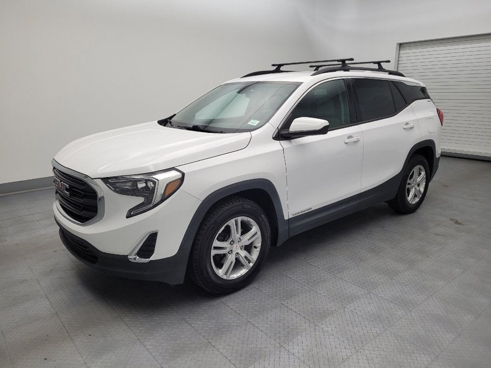 Used 2018 GMC Terrain SLE w/ Driver Convenience Package FWD image 2