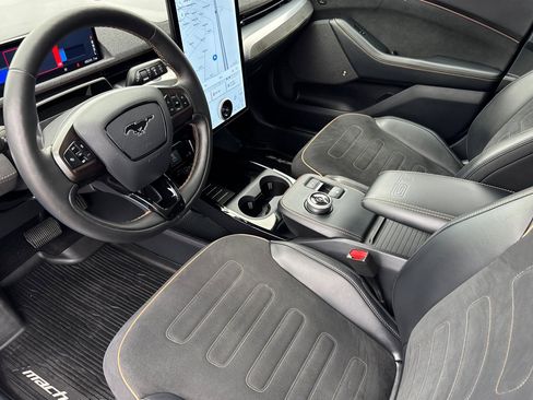 Certified 2022 Ford Mustang Mach-E GT image 11