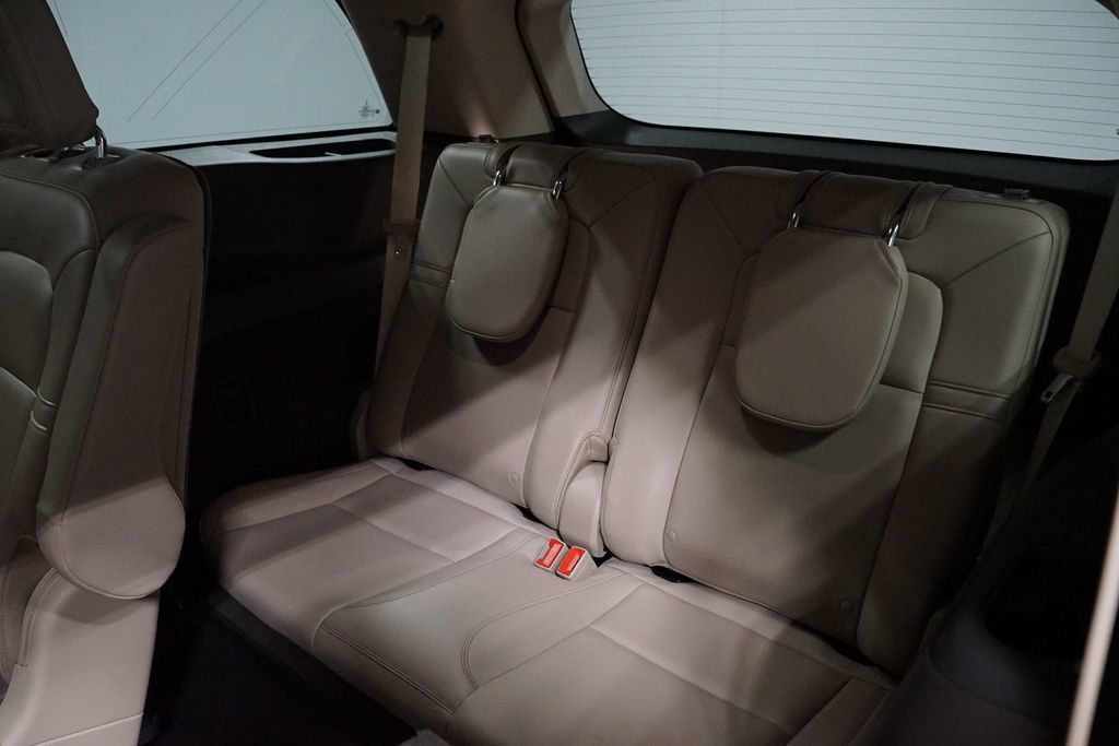 Used 2023 Lincoln Aviator 2WD w/ Premium Package image 29