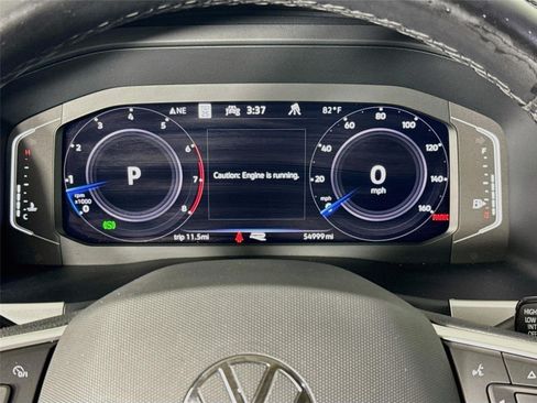 Used 2023 Volkswagen Atlas SEL R-Line AWD/4WD image 14