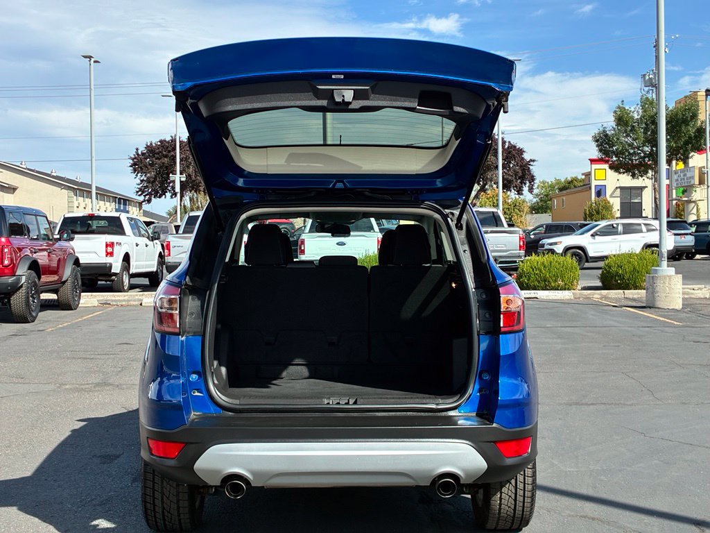 Used 2017 Ford Escape SE AWD/4WD image 26