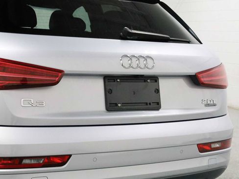 Used 2017 Audi Q3 2.0T Premium Plus AWD/4WD image 8