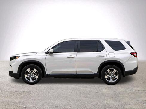 Used 2023 Honda Pilot EX-L image 6
