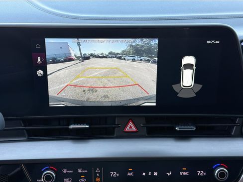 Used 2024 Kia Sportage EX image 31