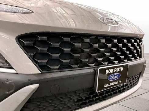 Used 2023 Hyundai Kona SEL AWD/4WD image 29