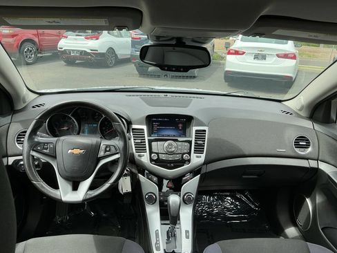 Used 2014 Chevrolet Cruze Eco w/ Enhanced Safety Package FWD image 23