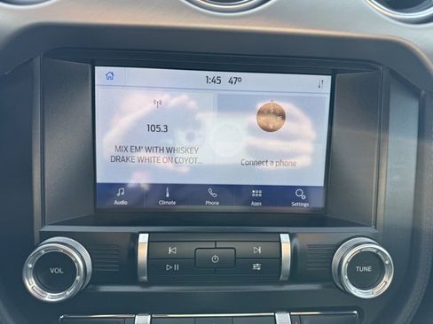 Used 2021 Ford Mustang Premium image 28