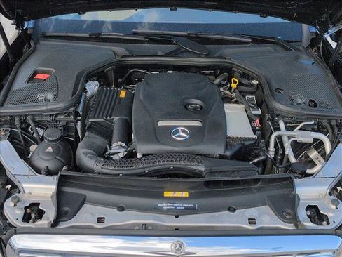 Used 2018 Mercedes-Benz E 300 4MATIC image 24
