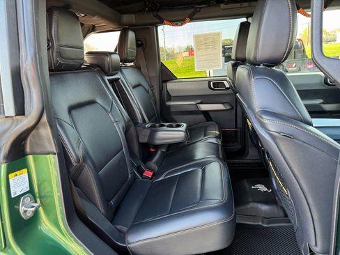 Used 2023 Ford Bronco Badlands image 24