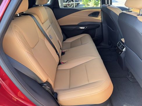 Used 2025 Lexus RX 350 FWD w/ Technology Package image 8