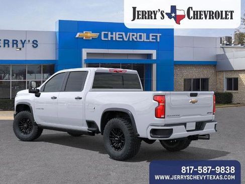 New 2026 Chevrolet Silverado 2500 ZR2 image 4