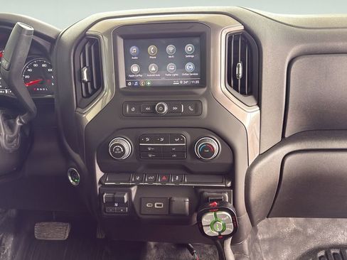 Used 2025 Chevrolet Silverado 2500 W/T w/ WT Convenience Package image 13