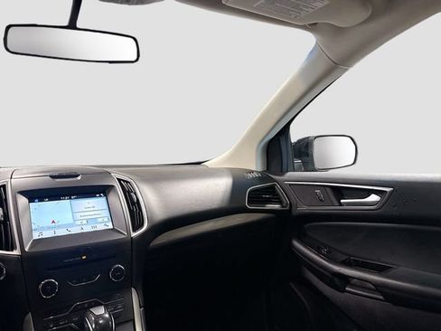 Used 2016 Ford Edge SEL w/ Equipment Group 201A AWD/4WD image 21