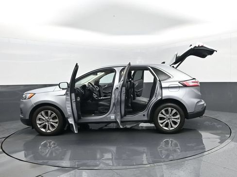 Used 2024 Ford Edge Titanium AWD/4WD image 31
